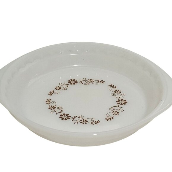 Pyr-O-Rey Other - Retro Milkglass Brown Daisy Pie Plate 9" Dynaware 1970s Py-r-rey Made in Mexico